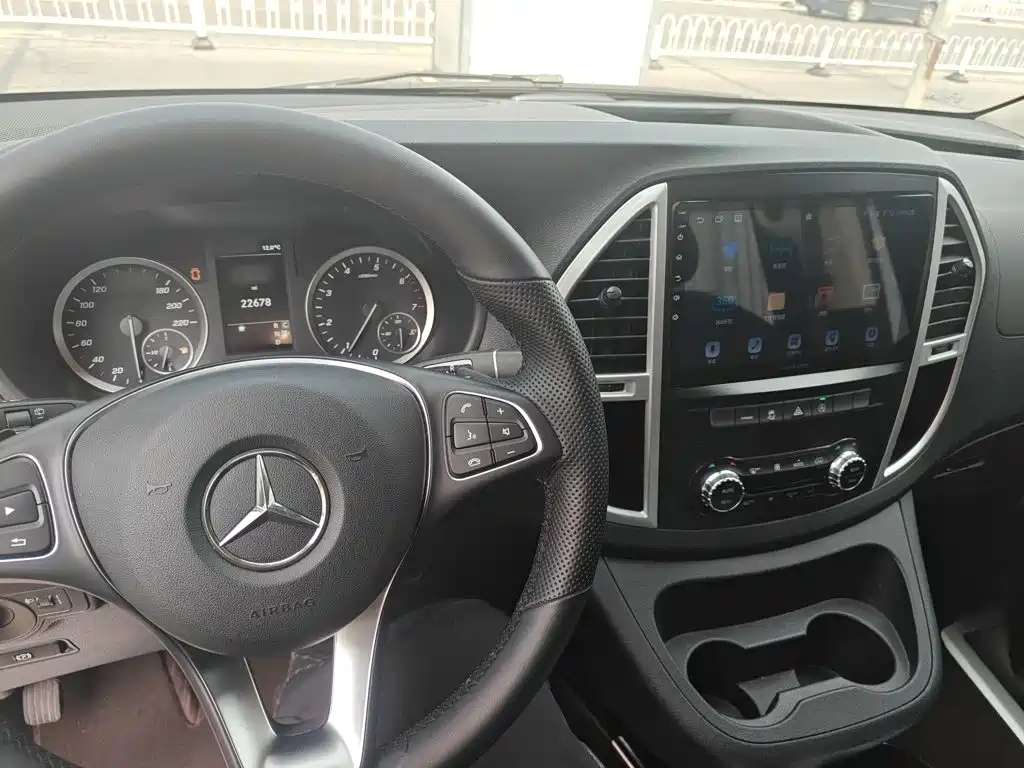 Mercedes-Benz Vito 2022