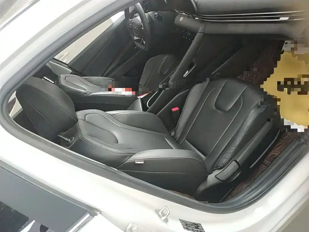 Hyundai Elantra 2020 — фото 25