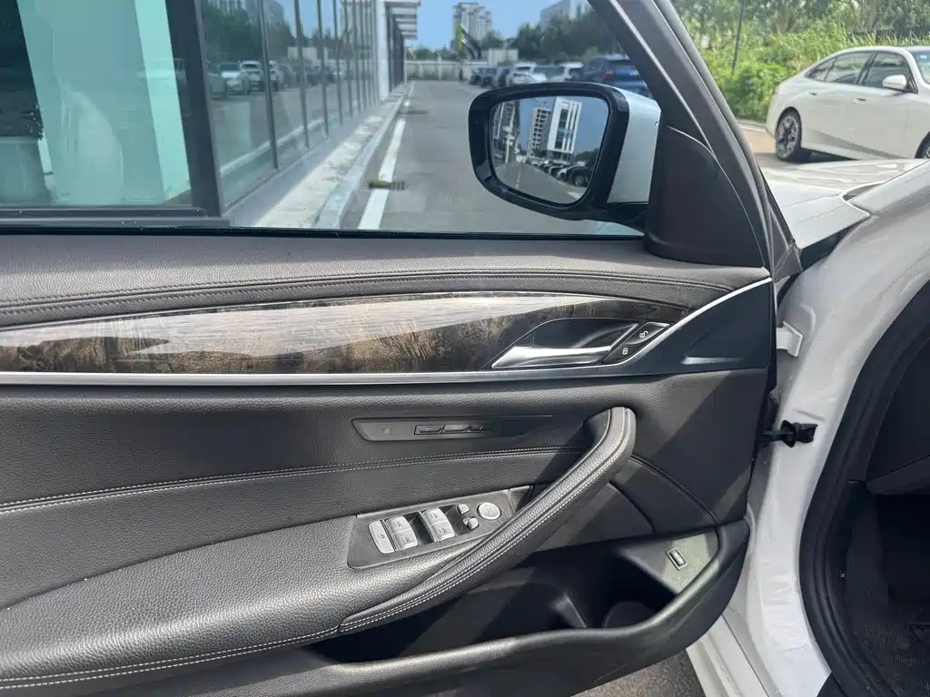 BMW 5 Series 2018