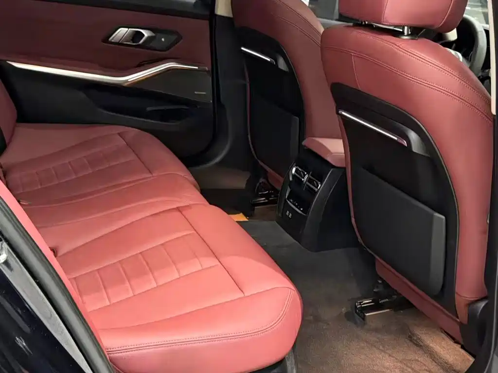 BMW 3 Series 2021