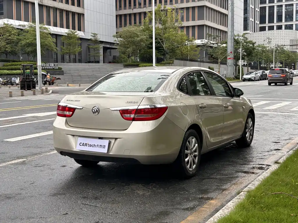 Buick Excelle 2013