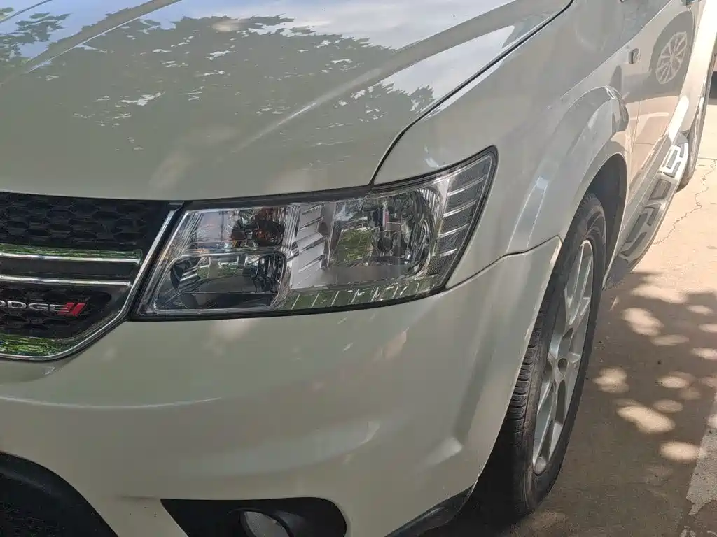 Dodge Journey 2014 — фото 10