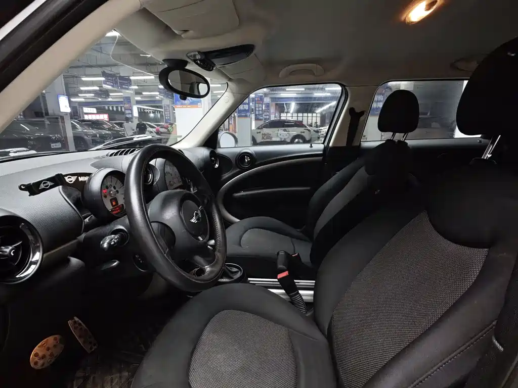 MINI Countryman 2014
