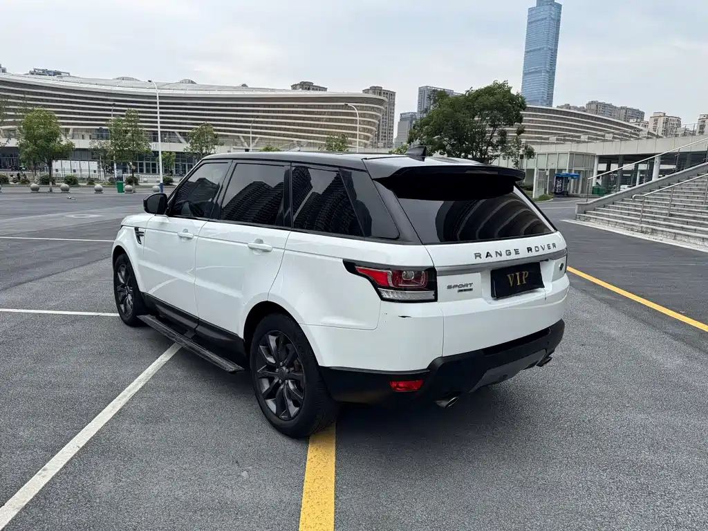 Land Rover Sport 2018 — фото 13