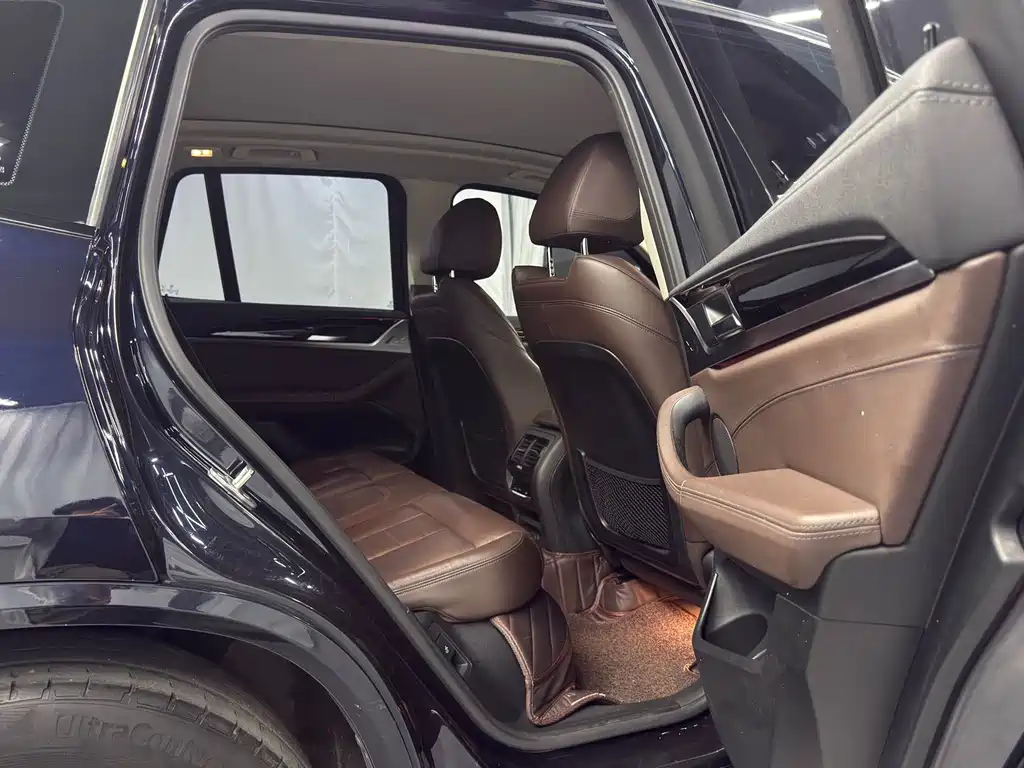 BMW X3 2018 — фото 11