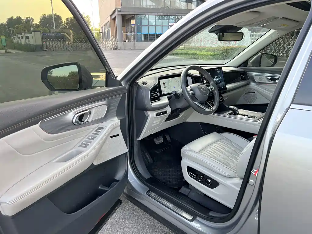 GAC Trumpchi GS8 2022 — фото 9