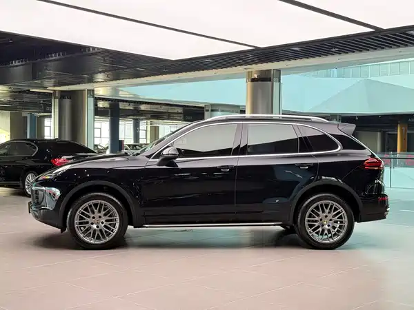 Porsche Cayenne 2015