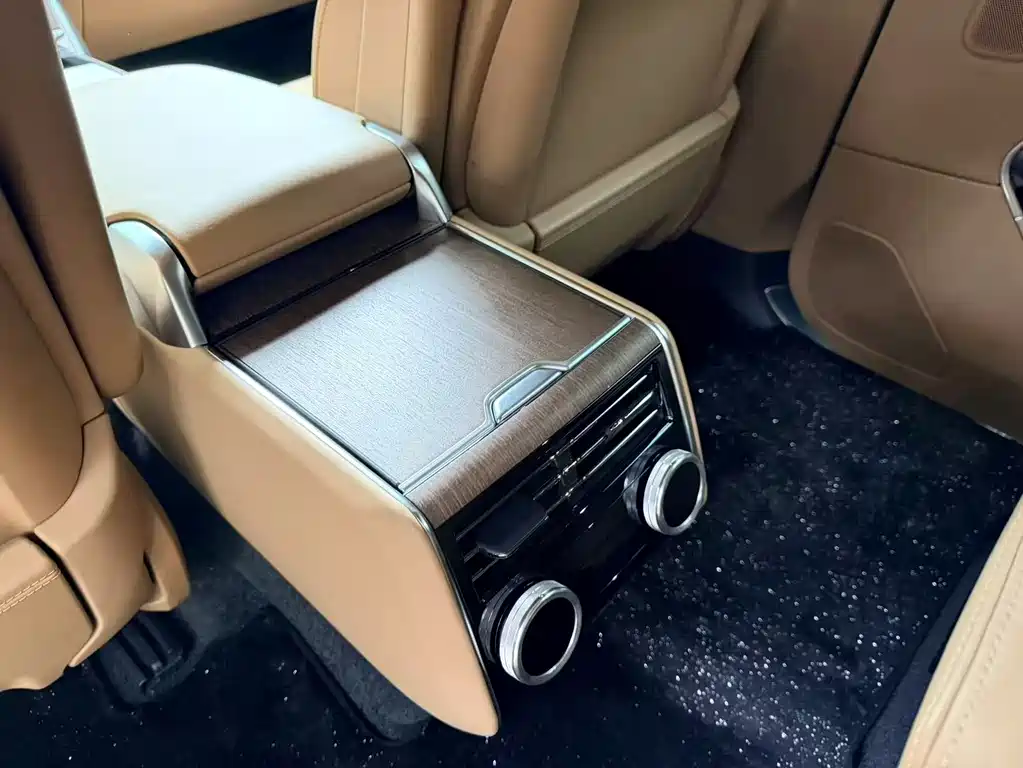 Land Rover Range Rover 2025 — фото 15