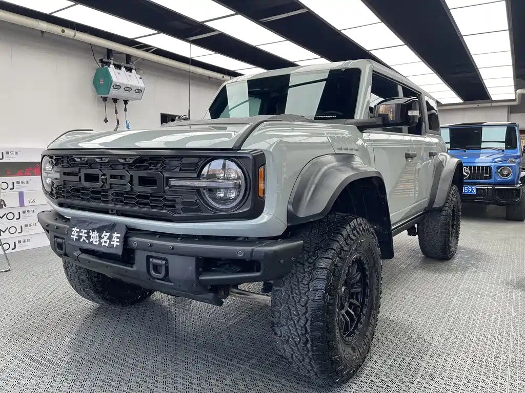 Ford Bronco 2024 — фото 1