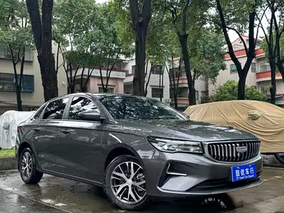 Geely Emgrand 2025