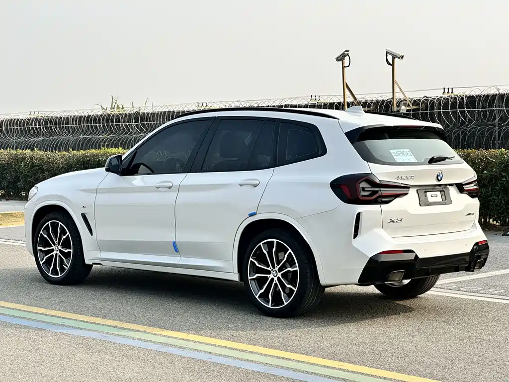 BMW X3 2022 — фото 6