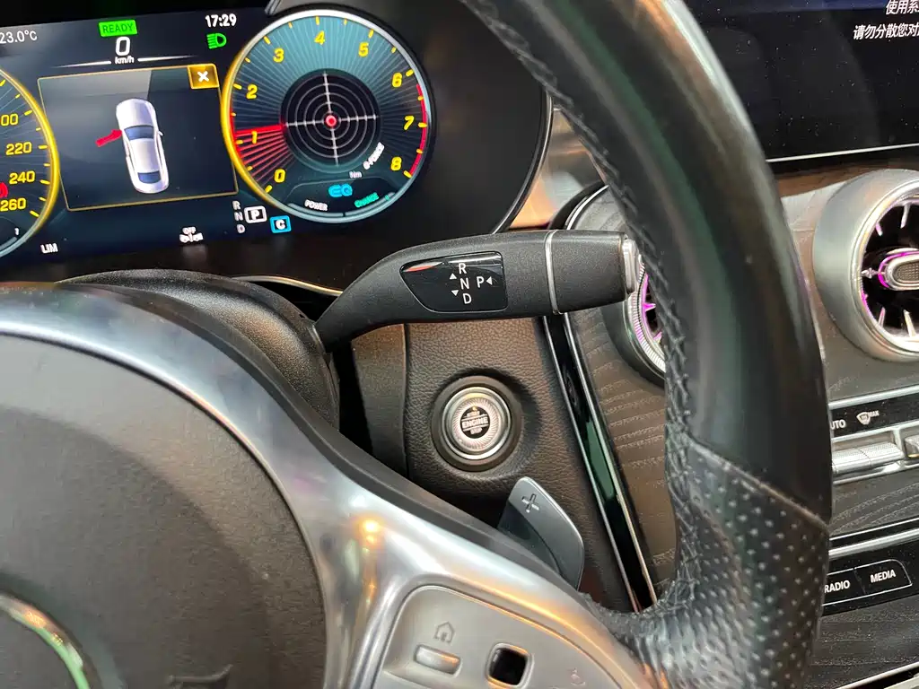 Mercedes-Benz C-Class 2019 — фото 14