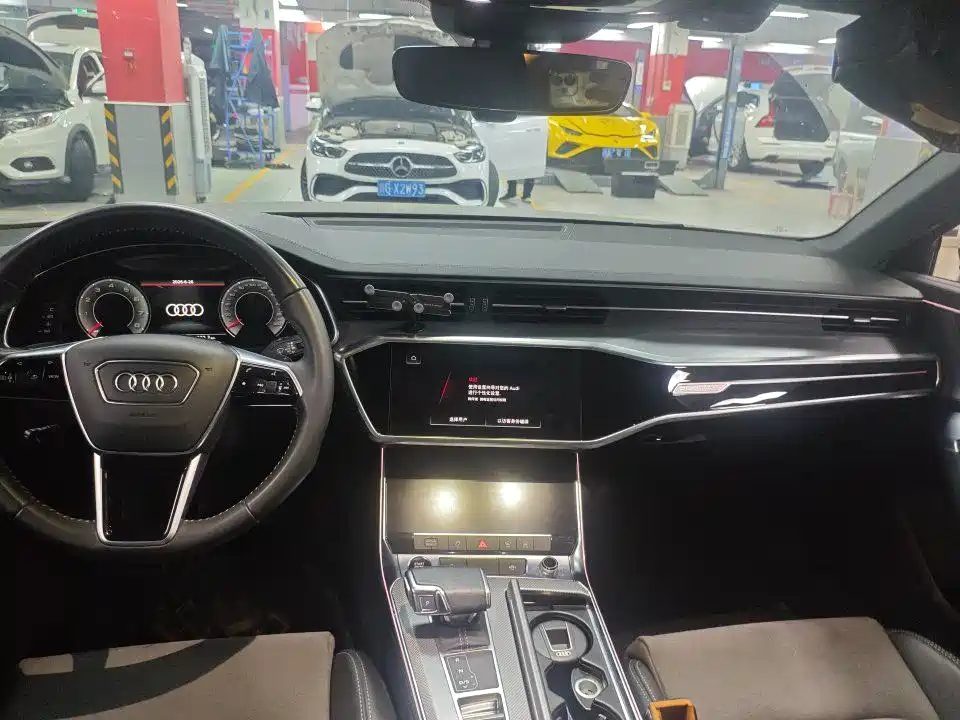 Audi A6L 2021