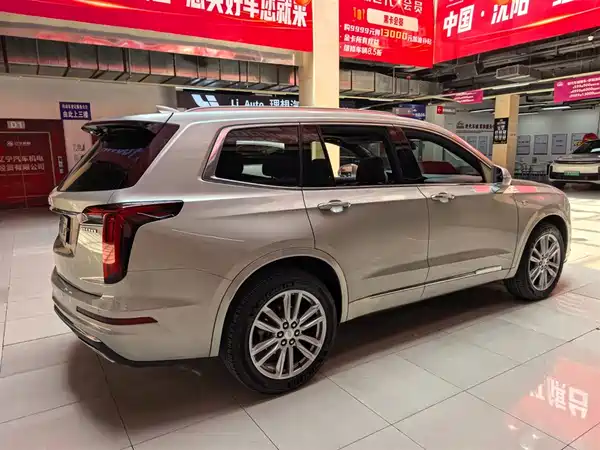 Cadillac XT6 2022