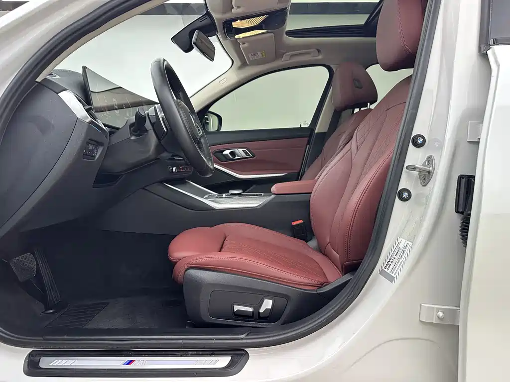 BMW 3 Series 2023