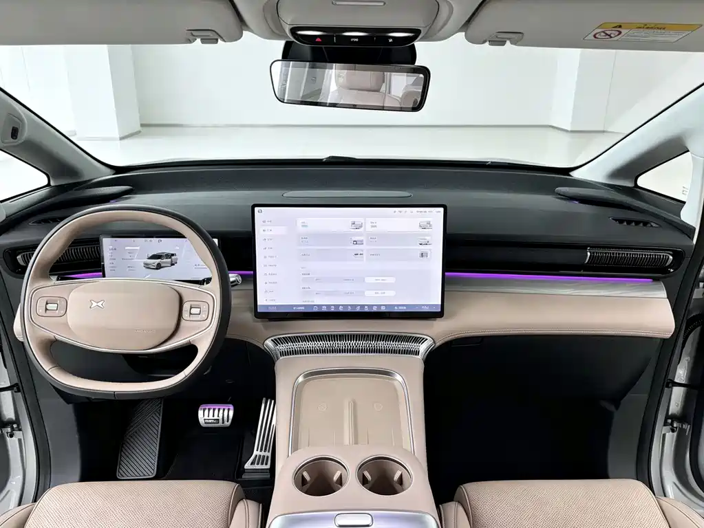 XPeng X9 2024
