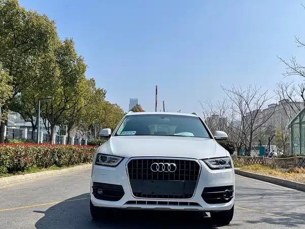 Audi Q3 2013