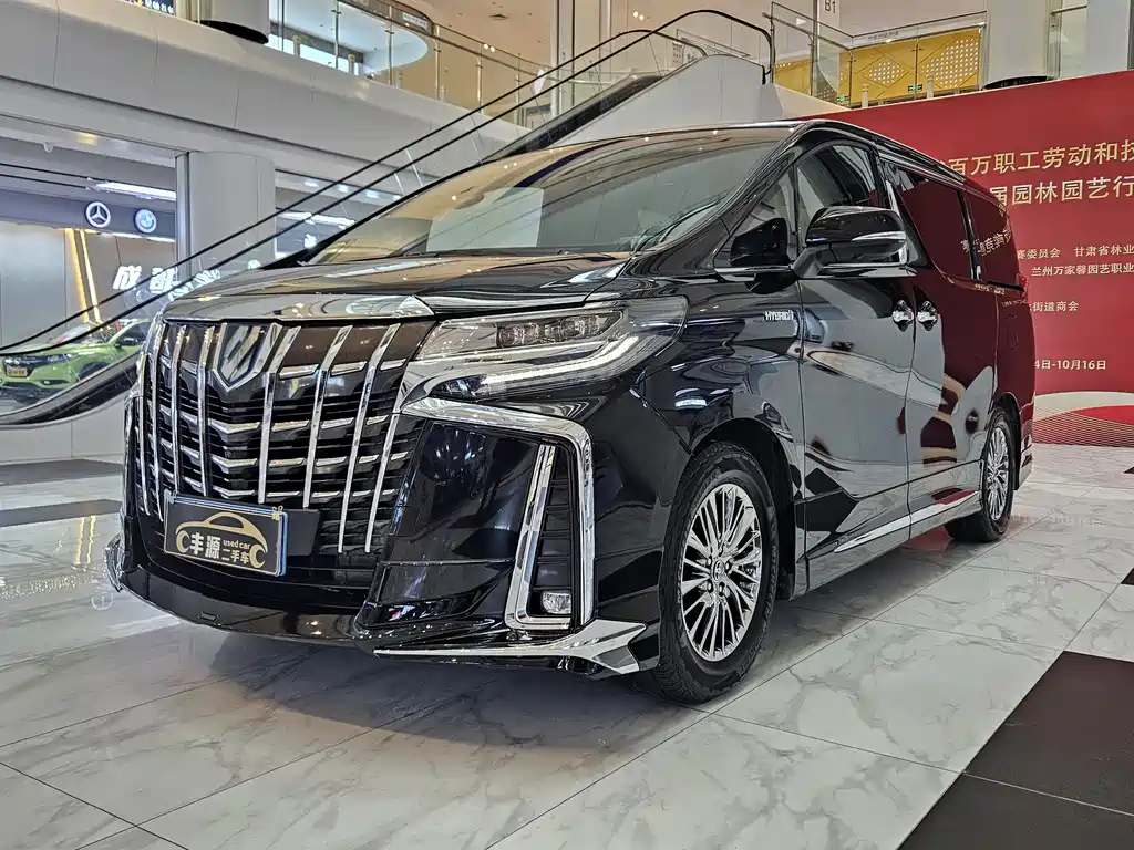 Toyota Alphard 2019 — фото 1