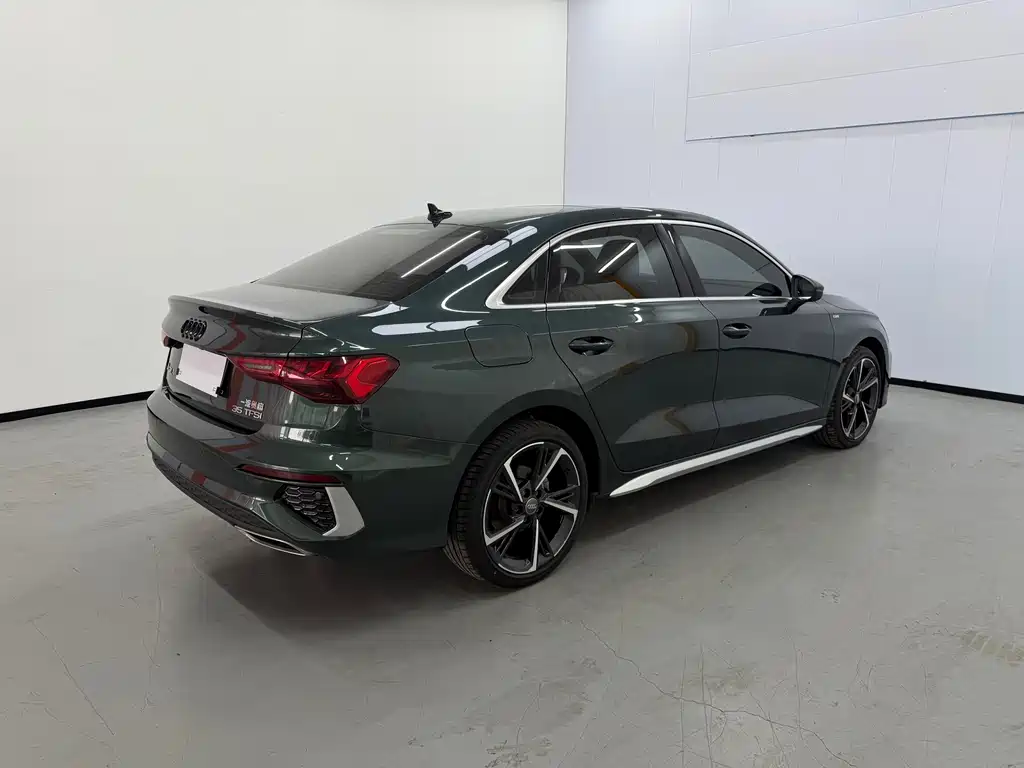 Audi A3 2021 — фото 11