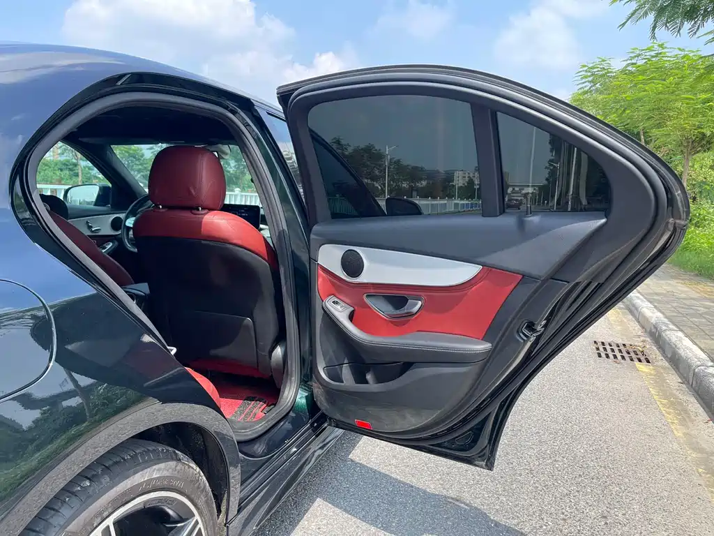 Mercedes-Benz C-Class 2020 — фото 16