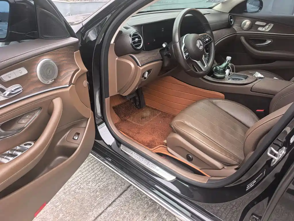 Mercedes-Benz E-Class 2020 — фото 4