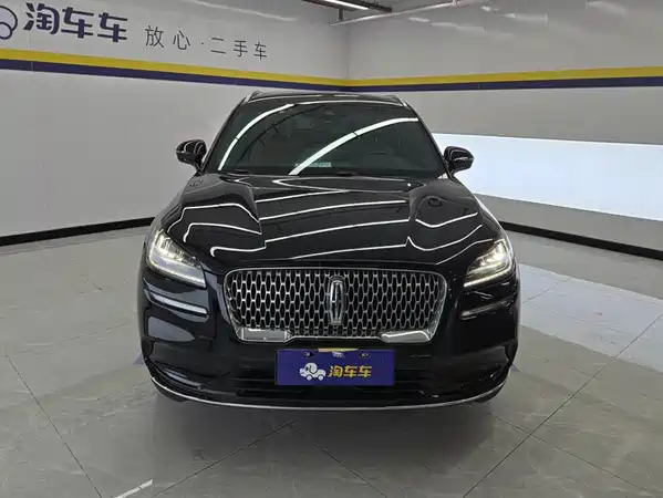 Lincoln Corsair 2021