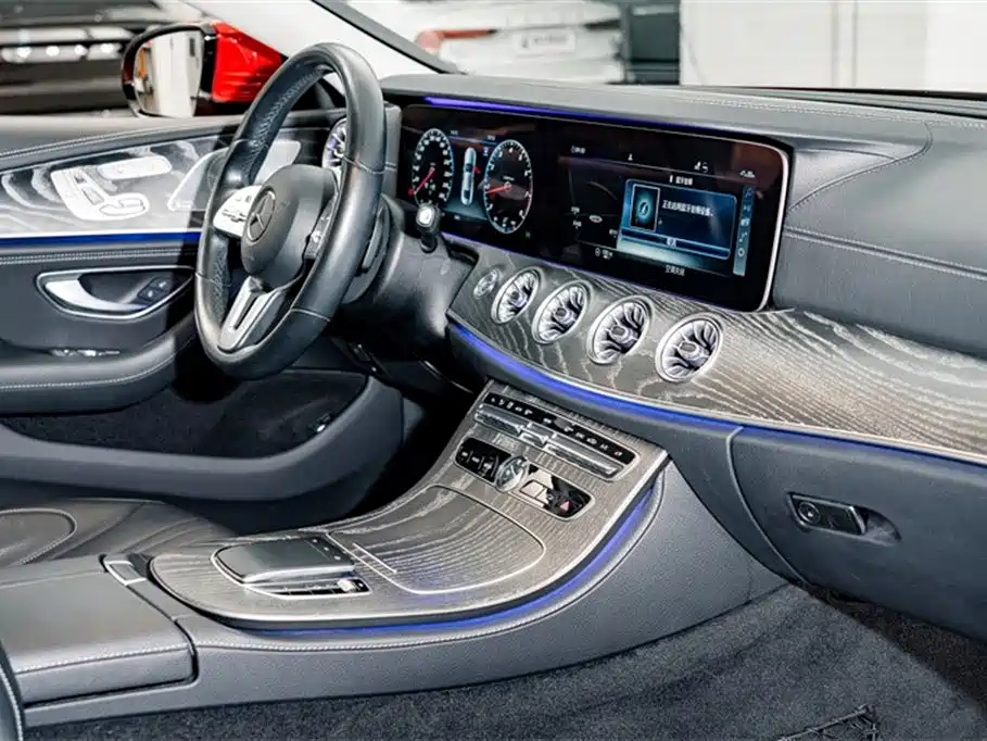 Mercedes-Benz CLS 2020 — фото 20