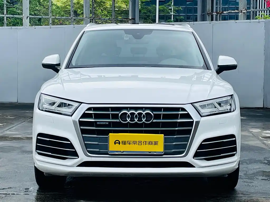 Audi Q5L 2019 — фото 2