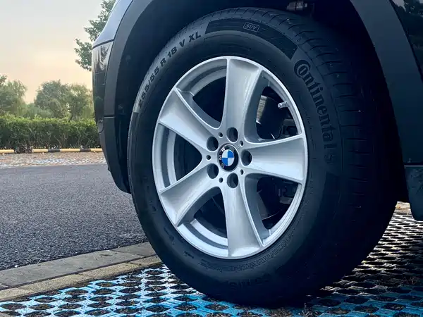 BMW X5 2011