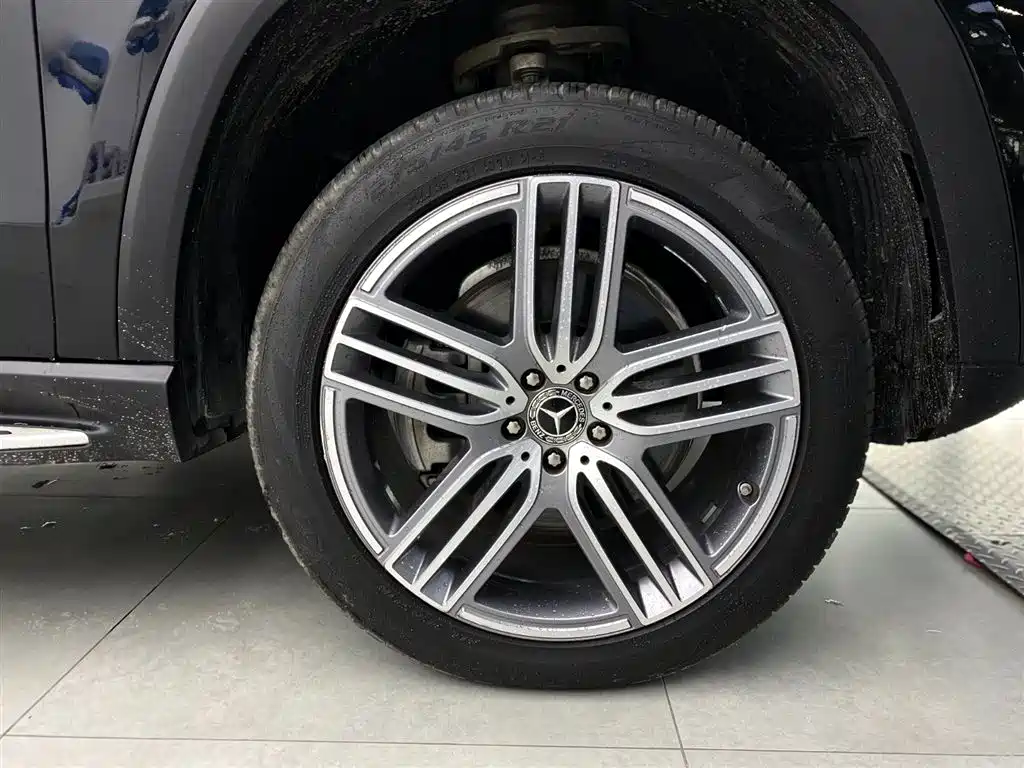 Mercedes-Benz GLS 2022 — фото 13