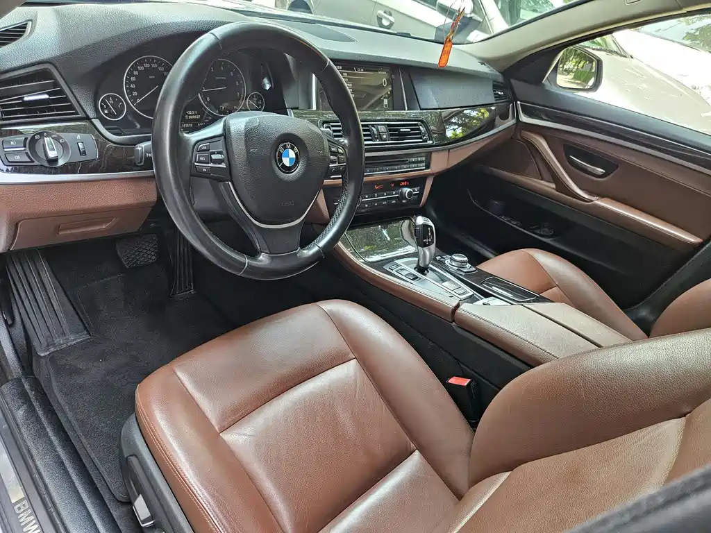 BMW 5 Series 2016