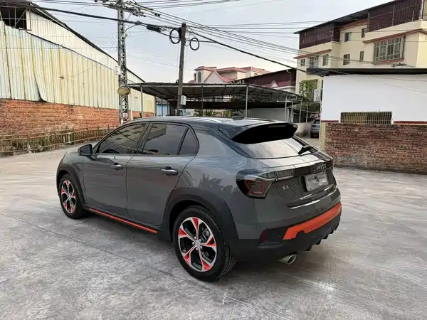 Lynk & Co 02 2019