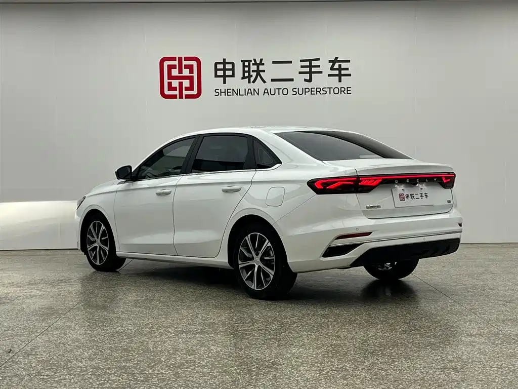 Geely Emgrand 2024 — фото 10