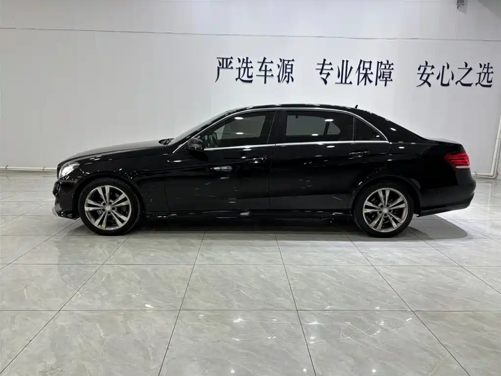 Mercedes-Benz E-Class 2016 — фото 14