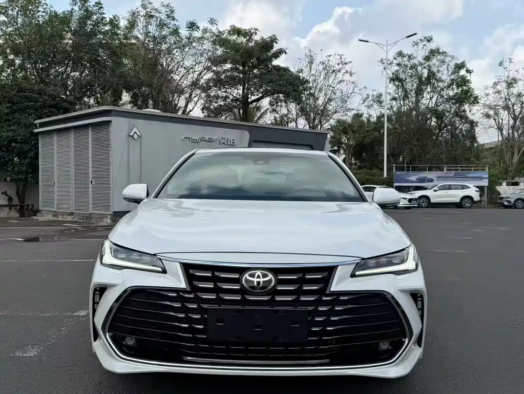 Toyota Avalon 2026 — фото 1