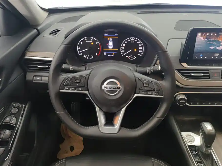 Nissan Teana 2022 — фото 15