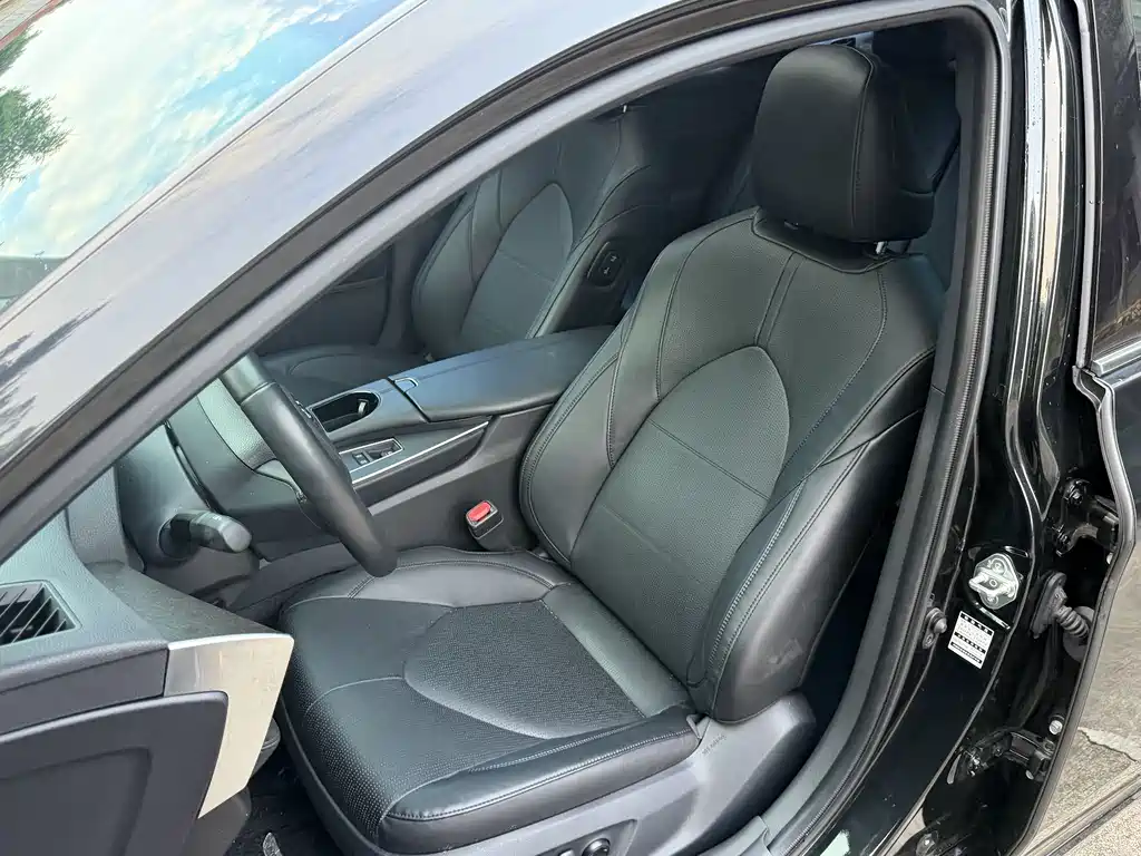 Toyota Avalon 2021 — фото 15