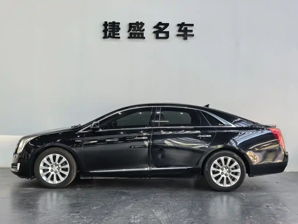 Cadillac XTS 2016 — фото 3
