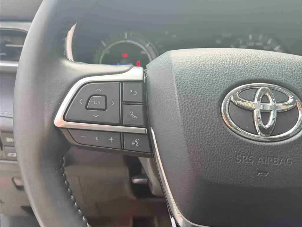 Toyota Highlander 2024 — фото 13