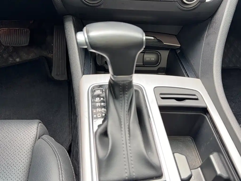 Kia K5 New Energy 2019 — фото 19