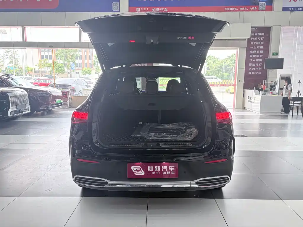 Mercedes-Benz EQE SUV 2024