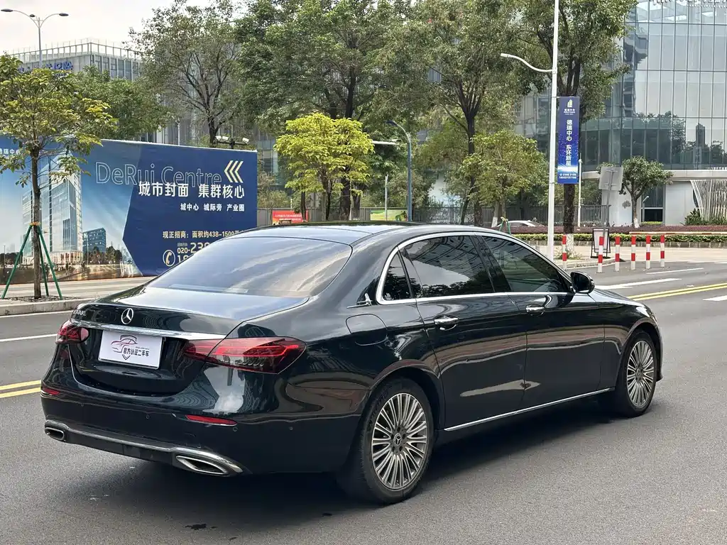 Mercedes-Benz E-Class 2021