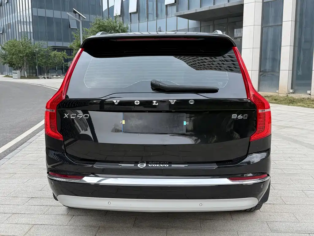 Volvo XC90 2022 — фото 5