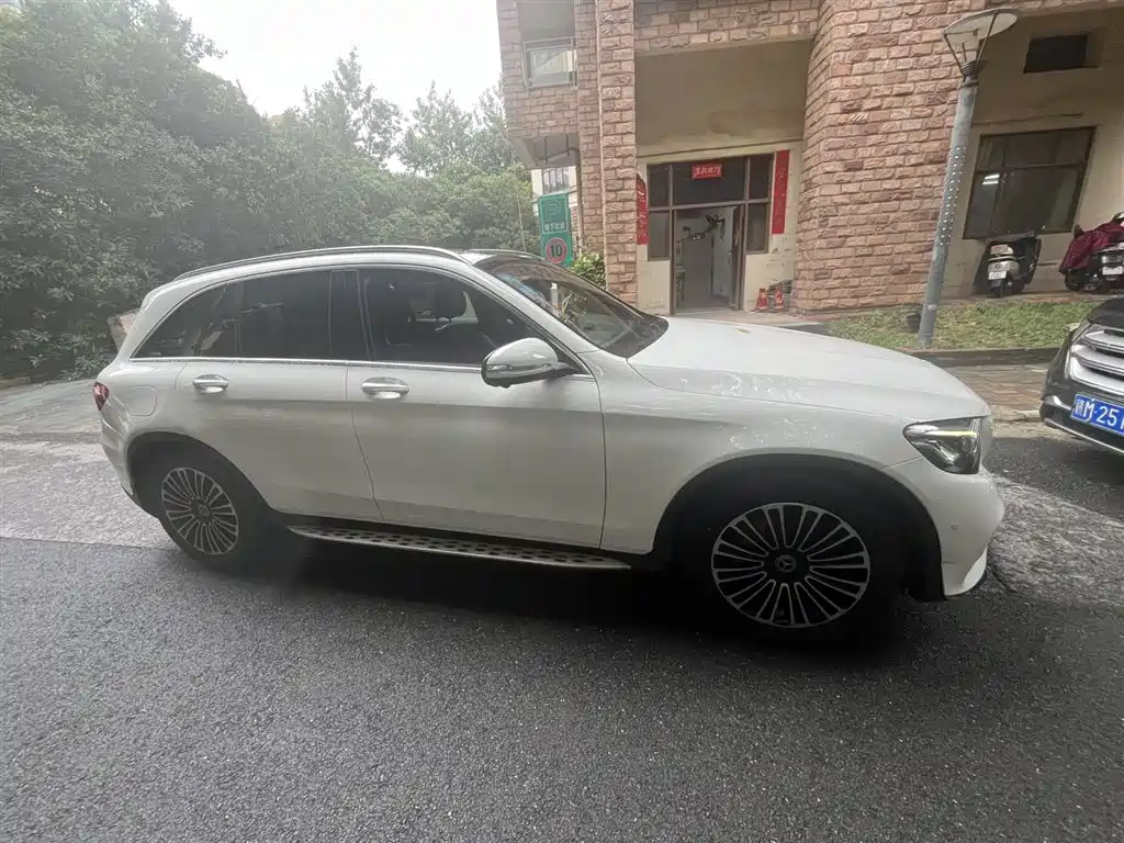 Mercedes-Benz GLC 2017