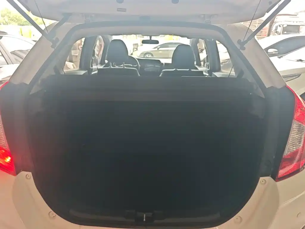 Honda Fit 2014 — фото 19