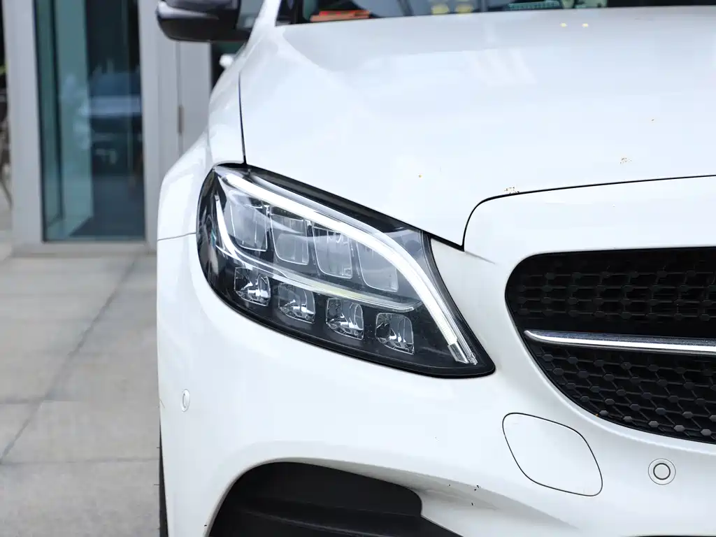 Mercedes-Benz C-Class 2022 — фото 10