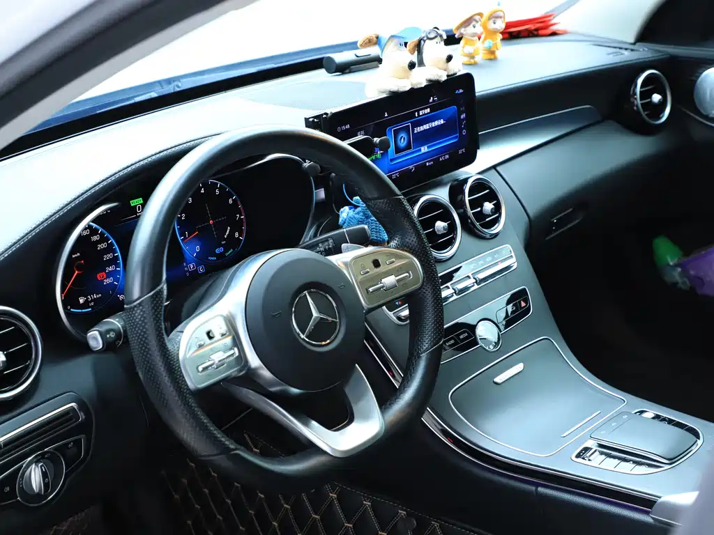 Mercedes-Benz C-Class 2022 — фото 15