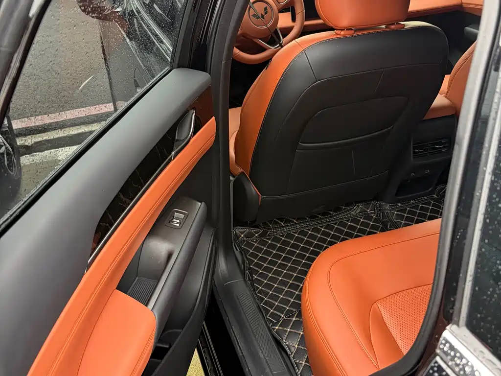 Wuling Starlight 2025 — фото 13