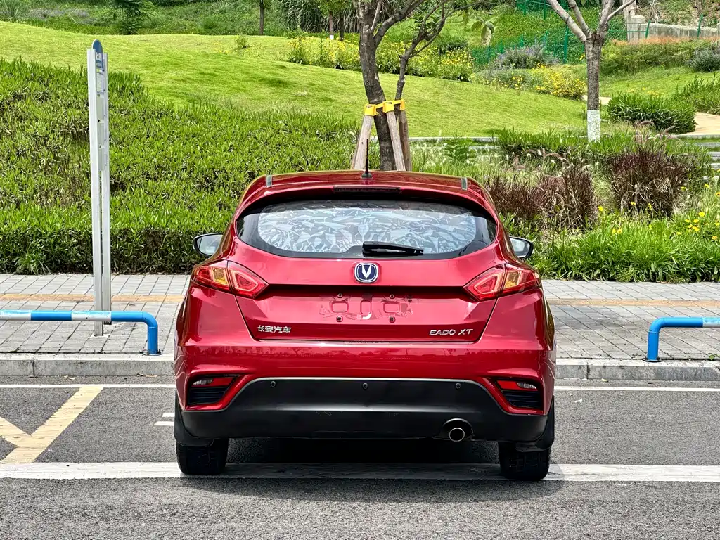 Changan Eado XT 2014 — фото 5