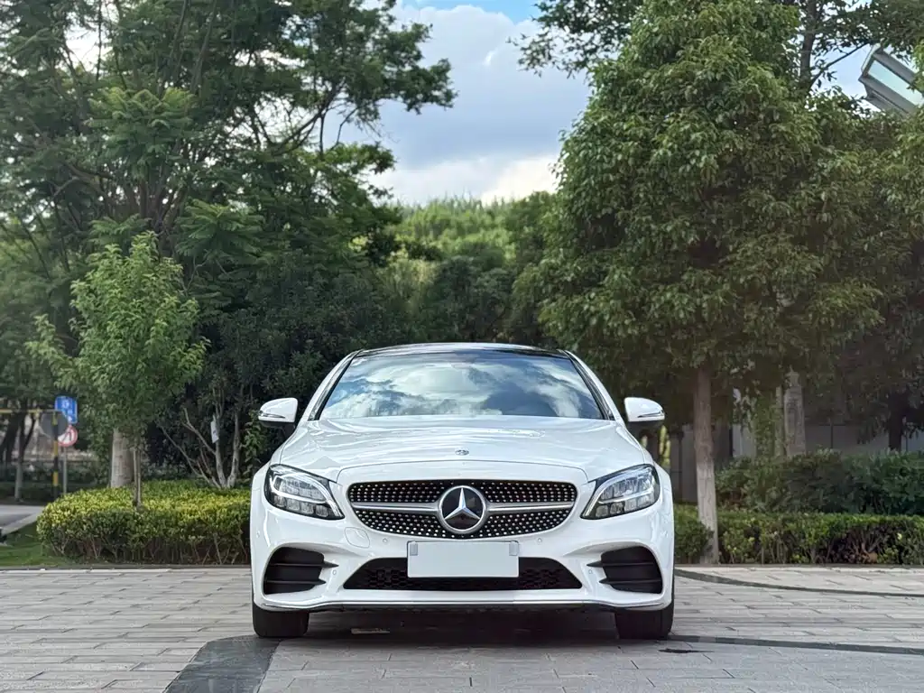 Mercedes-Benz C-Class 2020